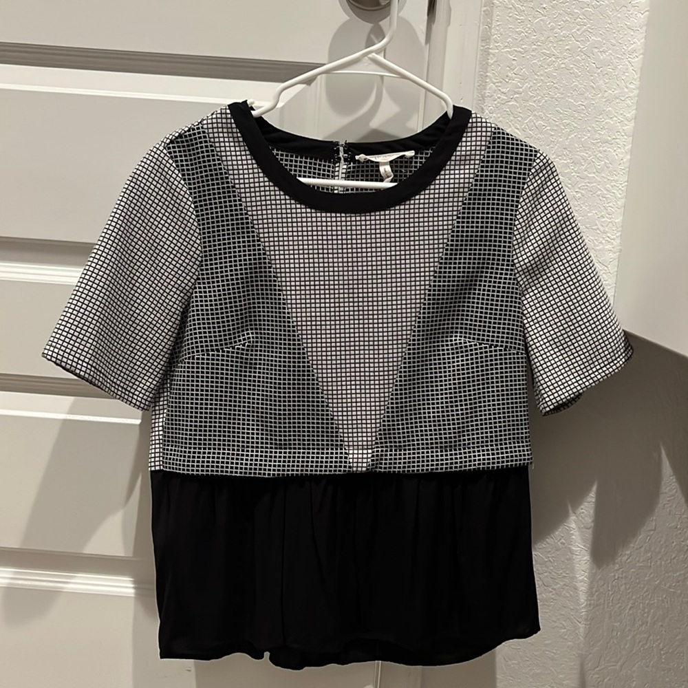BCBG Generation womens blouse size small